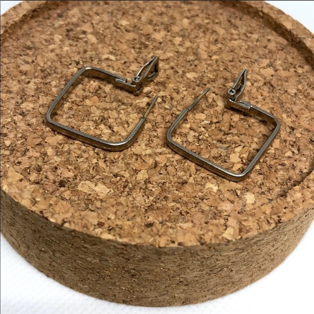 Vintage 70s Silver Rounded Square Hoops - Picture 2 of 4